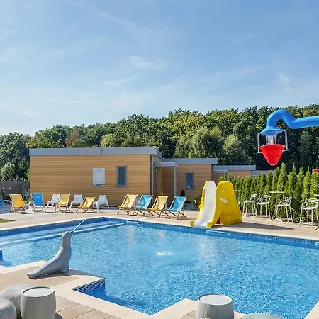 Holiday home Cozy In With Jacuzzi *